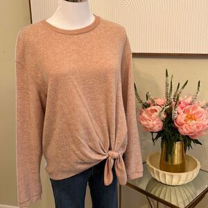 ANTHOPOLOGIE'S, ERI AND ALI KNOTTED SWEATER./TOP Size M